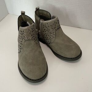 Oshkosh toddler boots